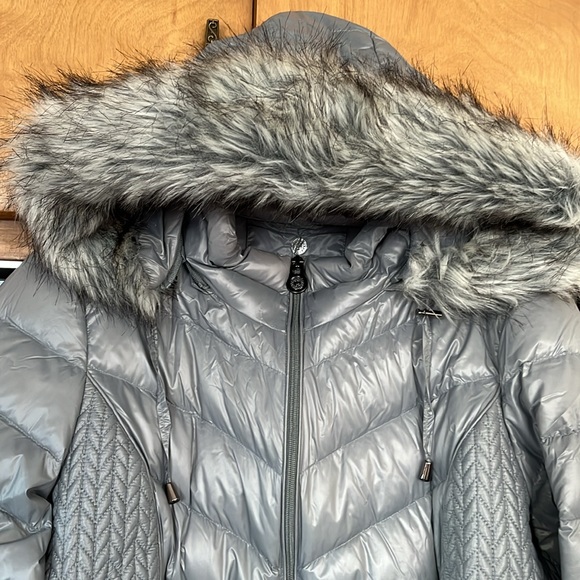 Puff jacket grey , very comfy - Picture 15 of 16